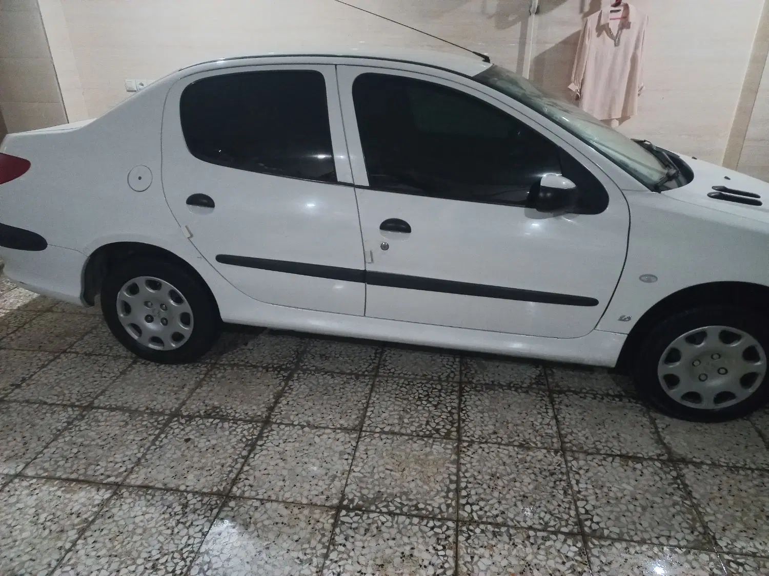 پژو ۲۰۶ صندوق دار v8 - 1393