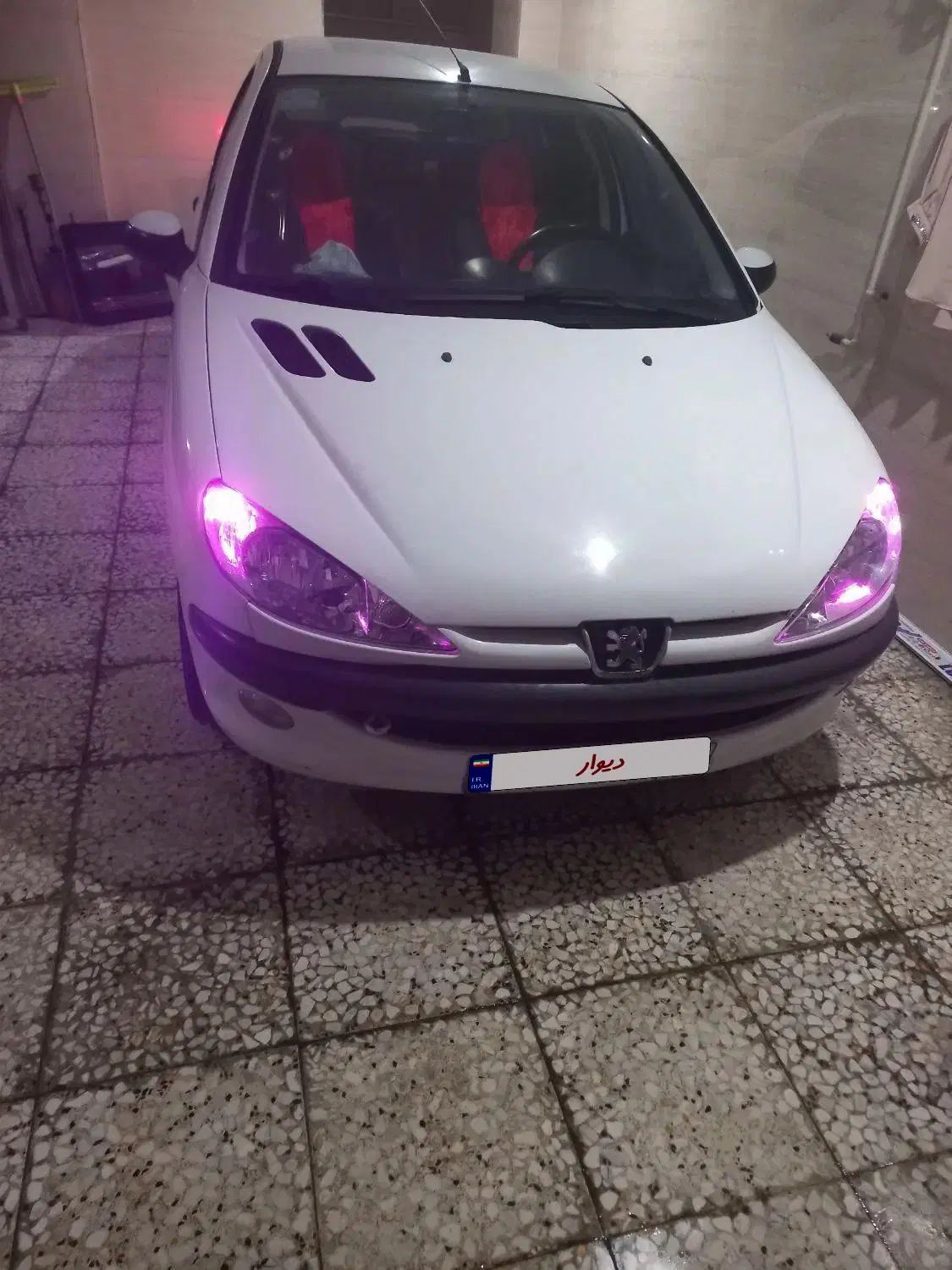 پژو ۲۰۶ صندوق دار v8 - 1393