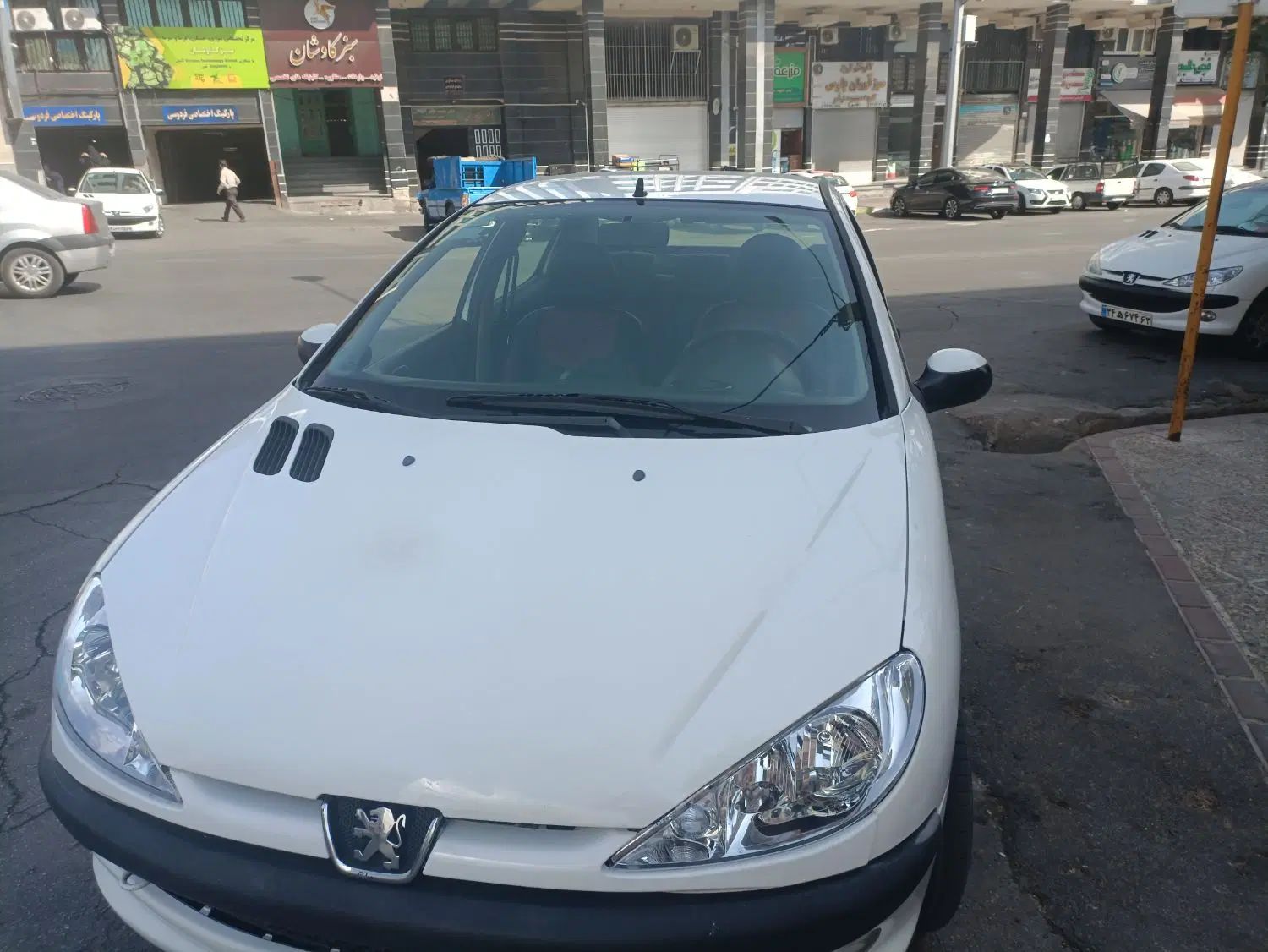 پژو ۲۰۶ صندوق دار v8 - 1394