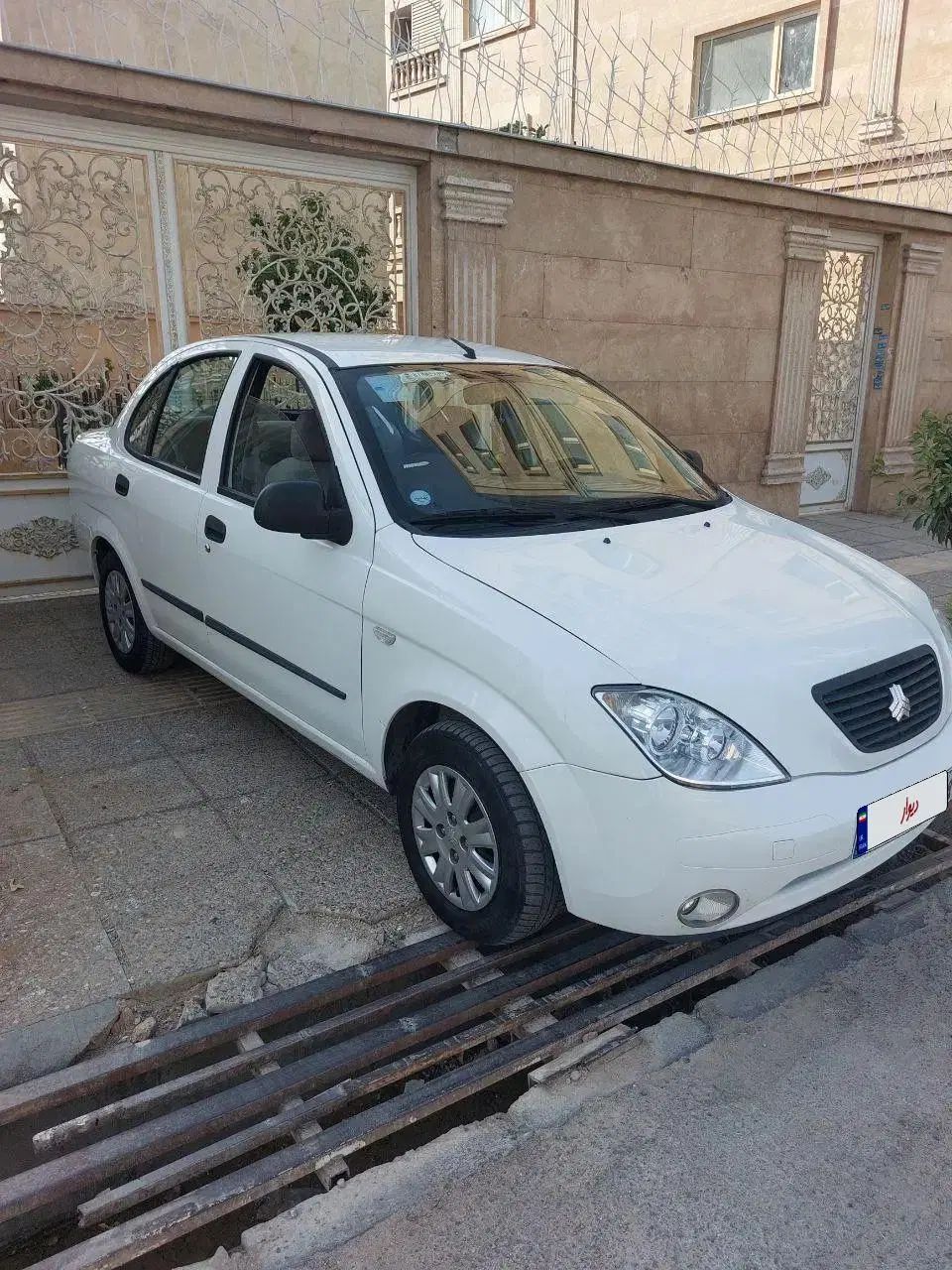 تیبا صندوق دار SX - 1398
