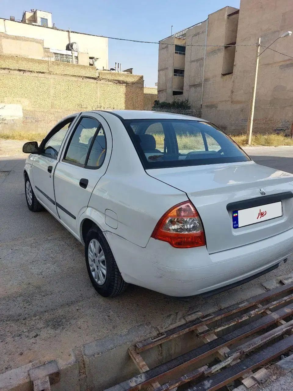 تیبا صندوق دار SX - 1398
