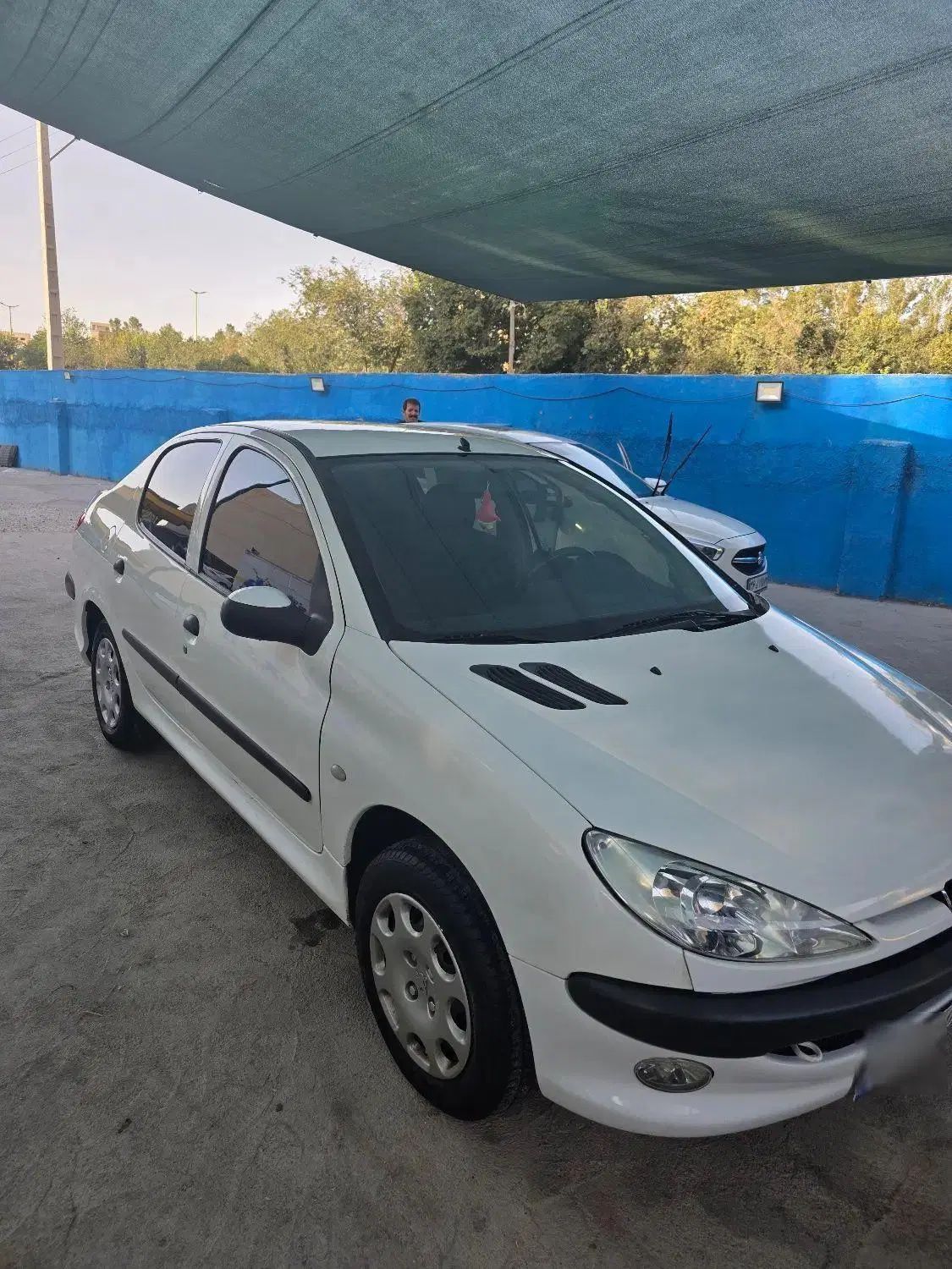 پژو ۲۰۶ صندوق دار v8 - 1399