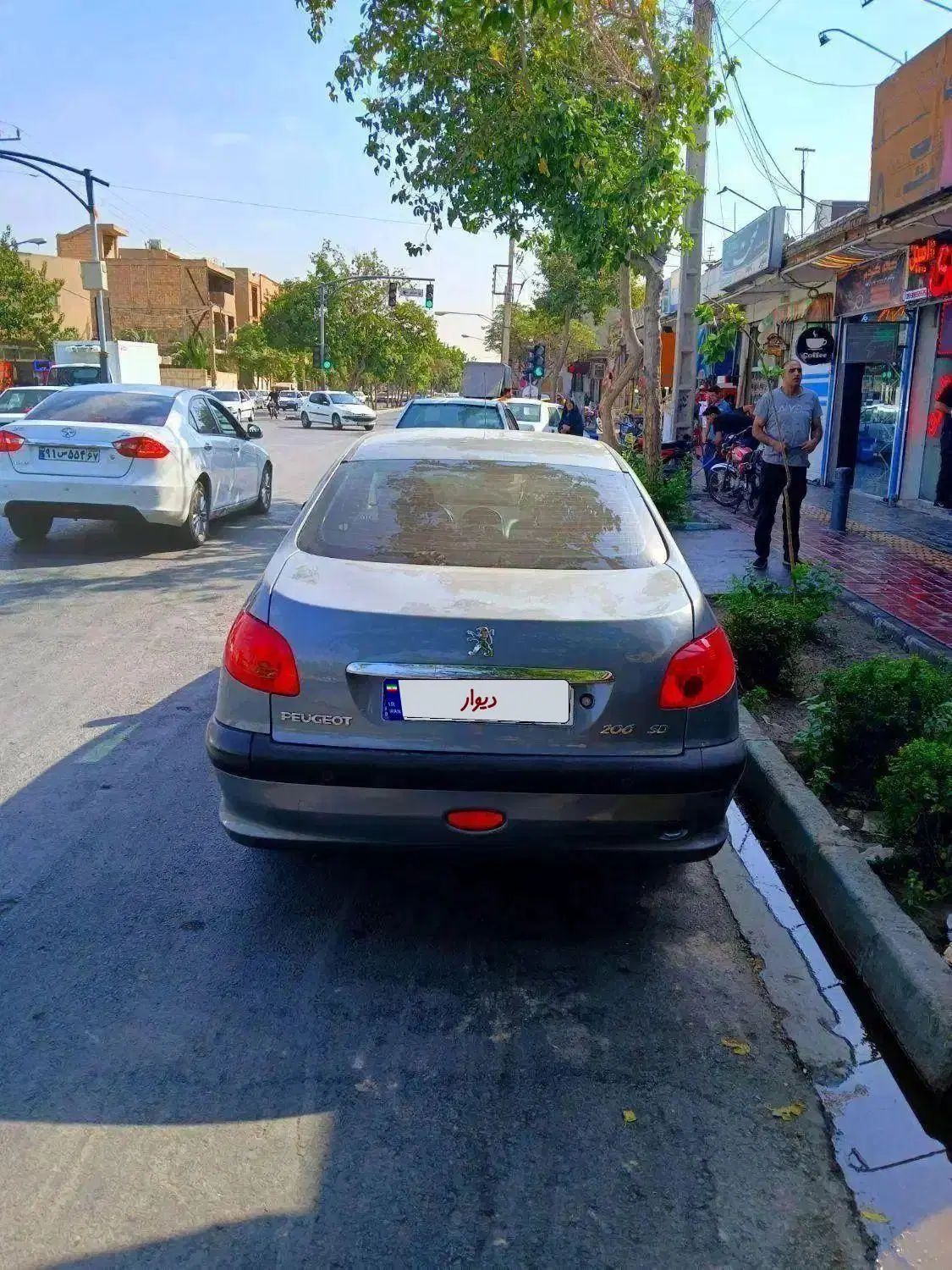 پژو ۲۰۶ صندوق دار v8 - 1395