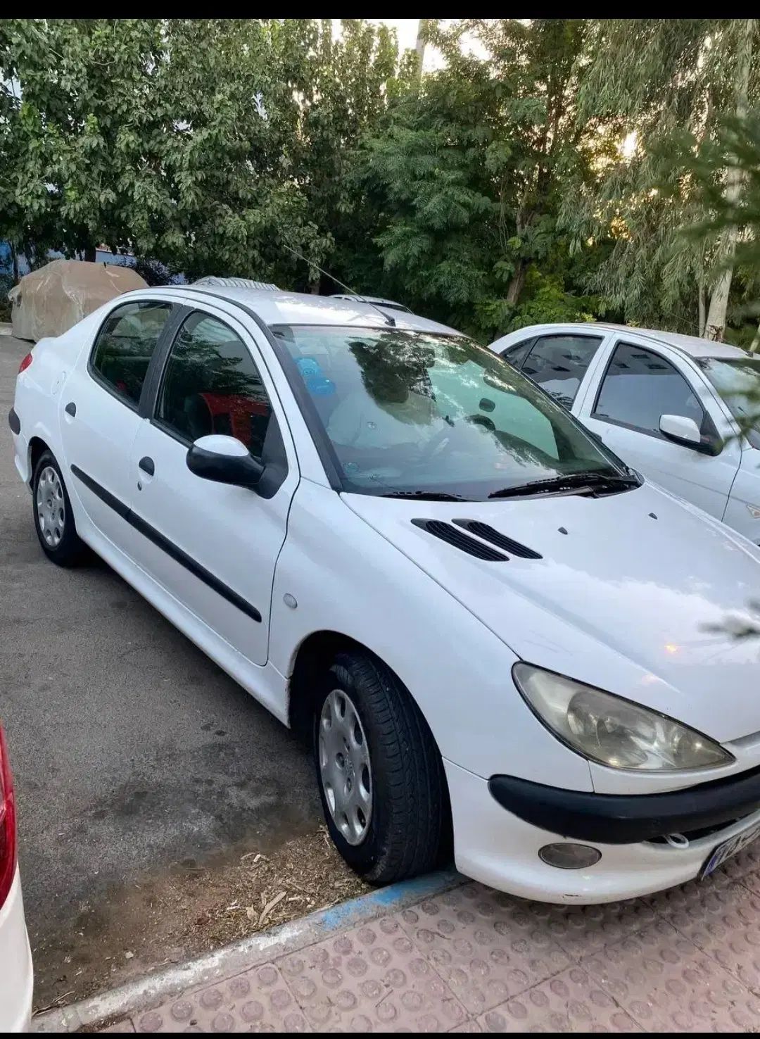 پژو ۲۰۶ صندوق دار v8 - 1390