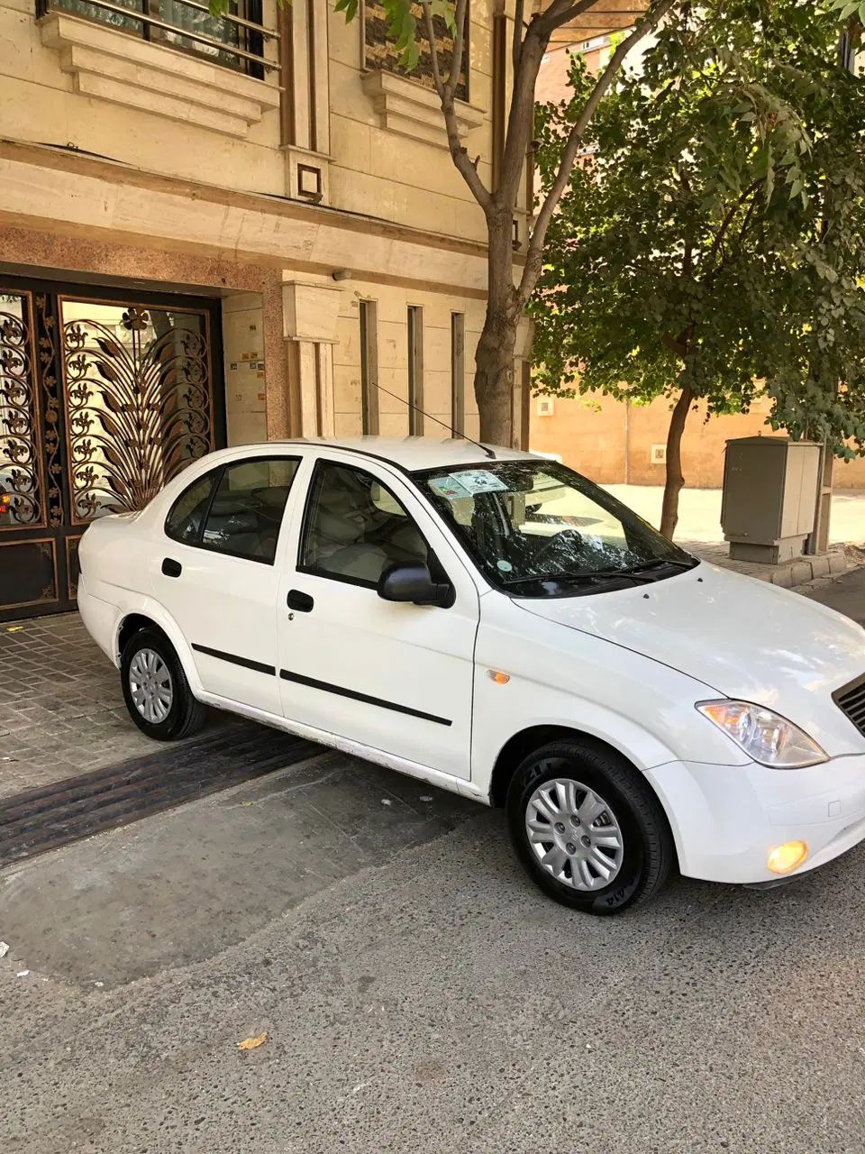 تیبا صندوق دار SX - 1400
