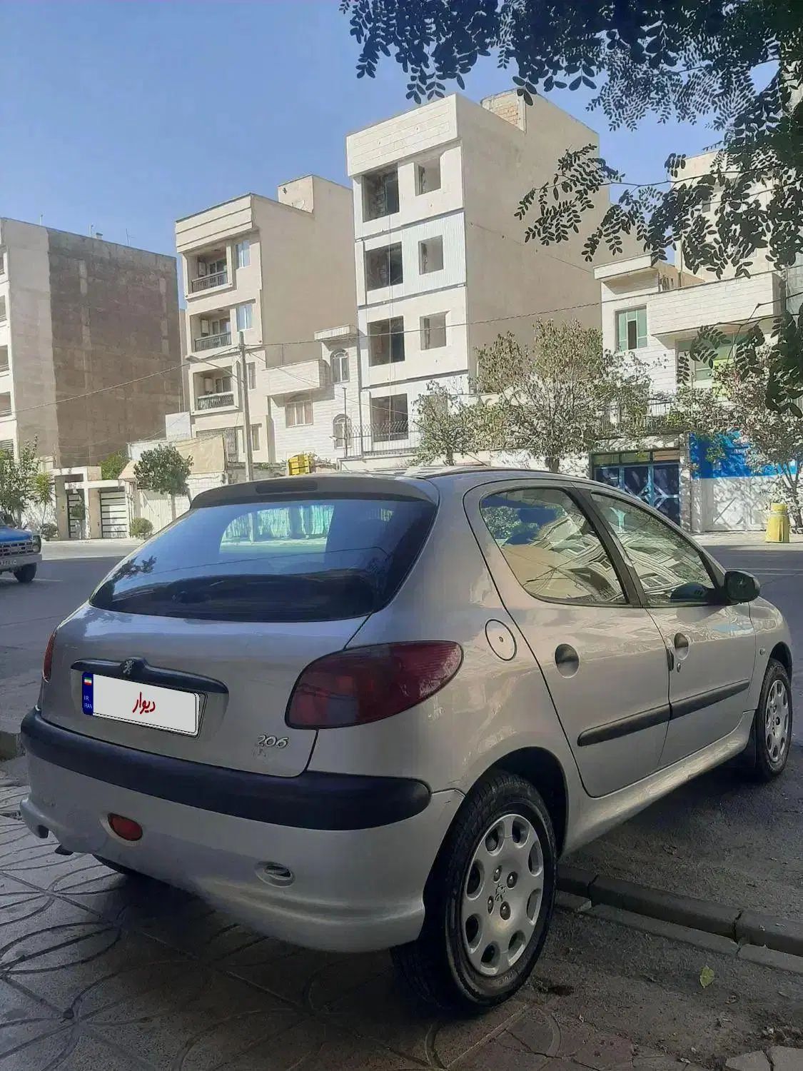 پژو 206 تیپ 5 - 1385
