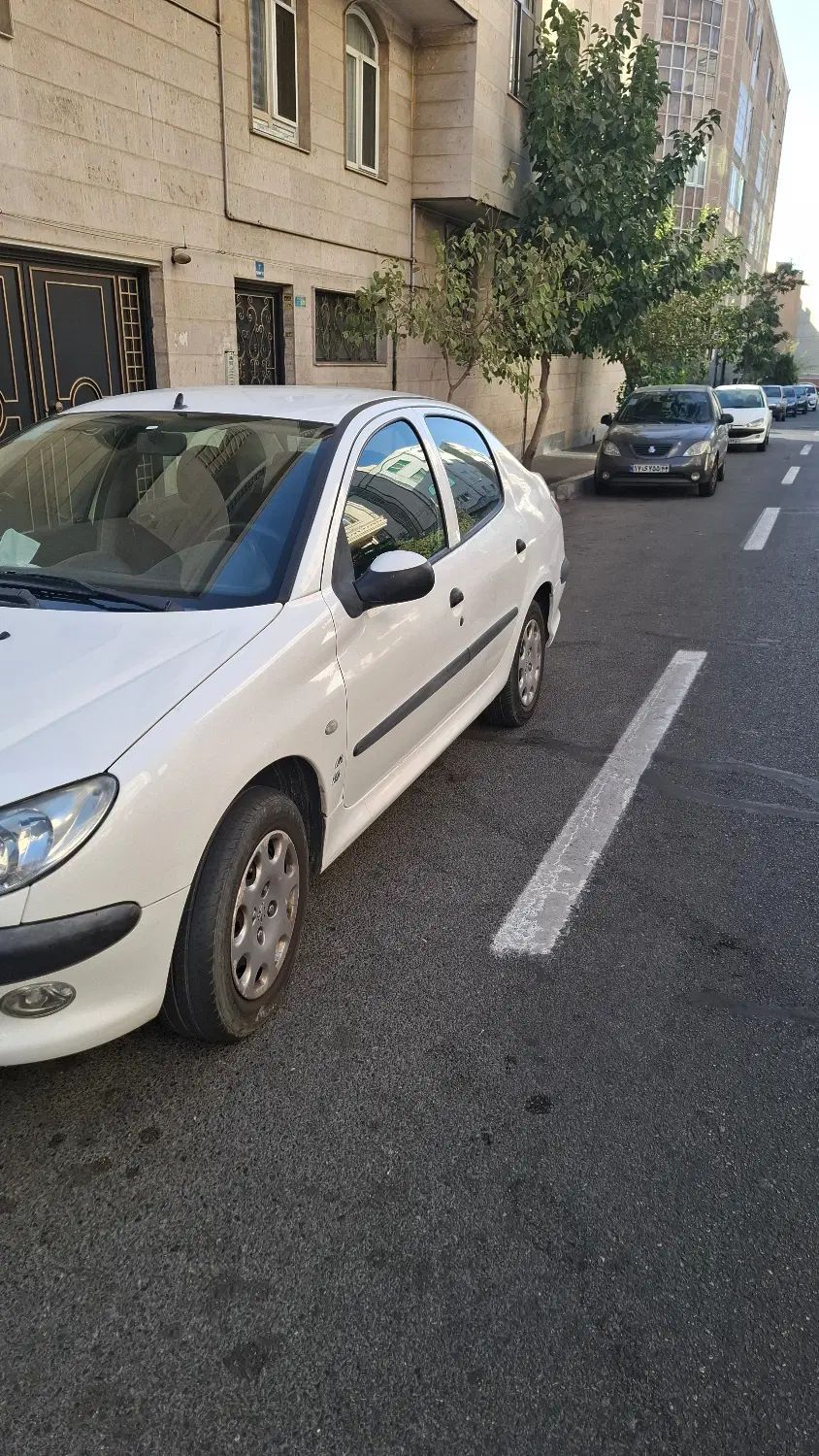 پژو ۲۰۶ صندوق دار v8 - 1397