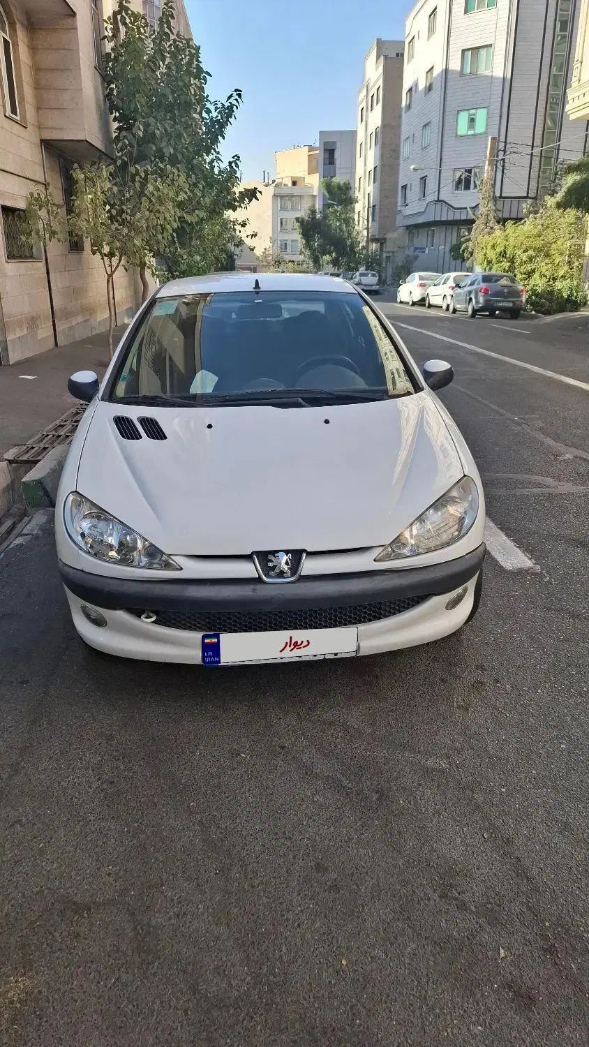 پژو ۲۰۶ صندوق دار v8 - 1397