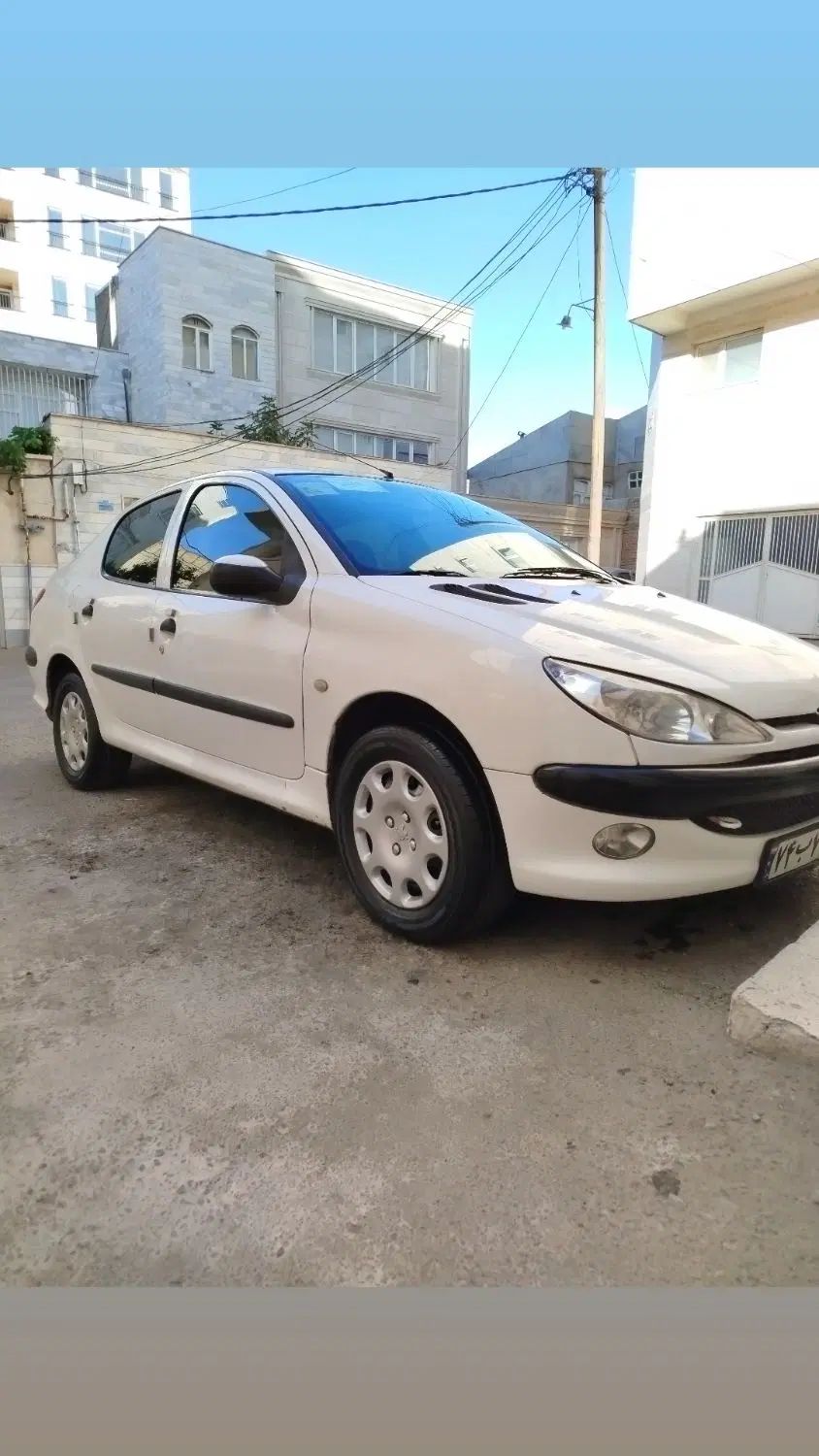 پژو ۲۰۶ صندوق دار v8 - 1396