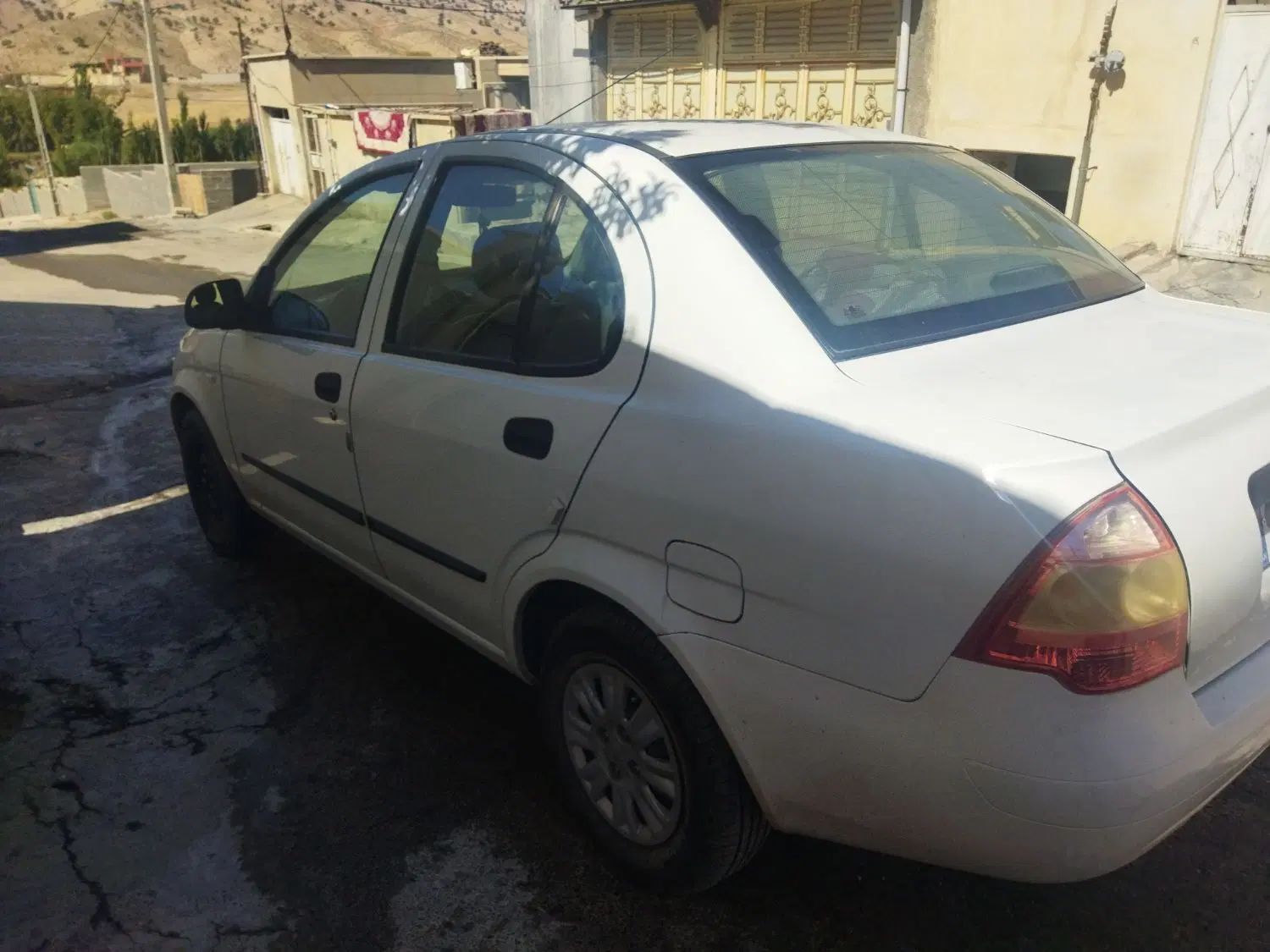 تیبا صندوق دار SX - 1398