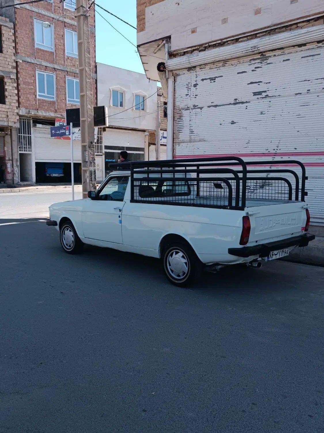 پیکان وانت بنزینی - 1383
