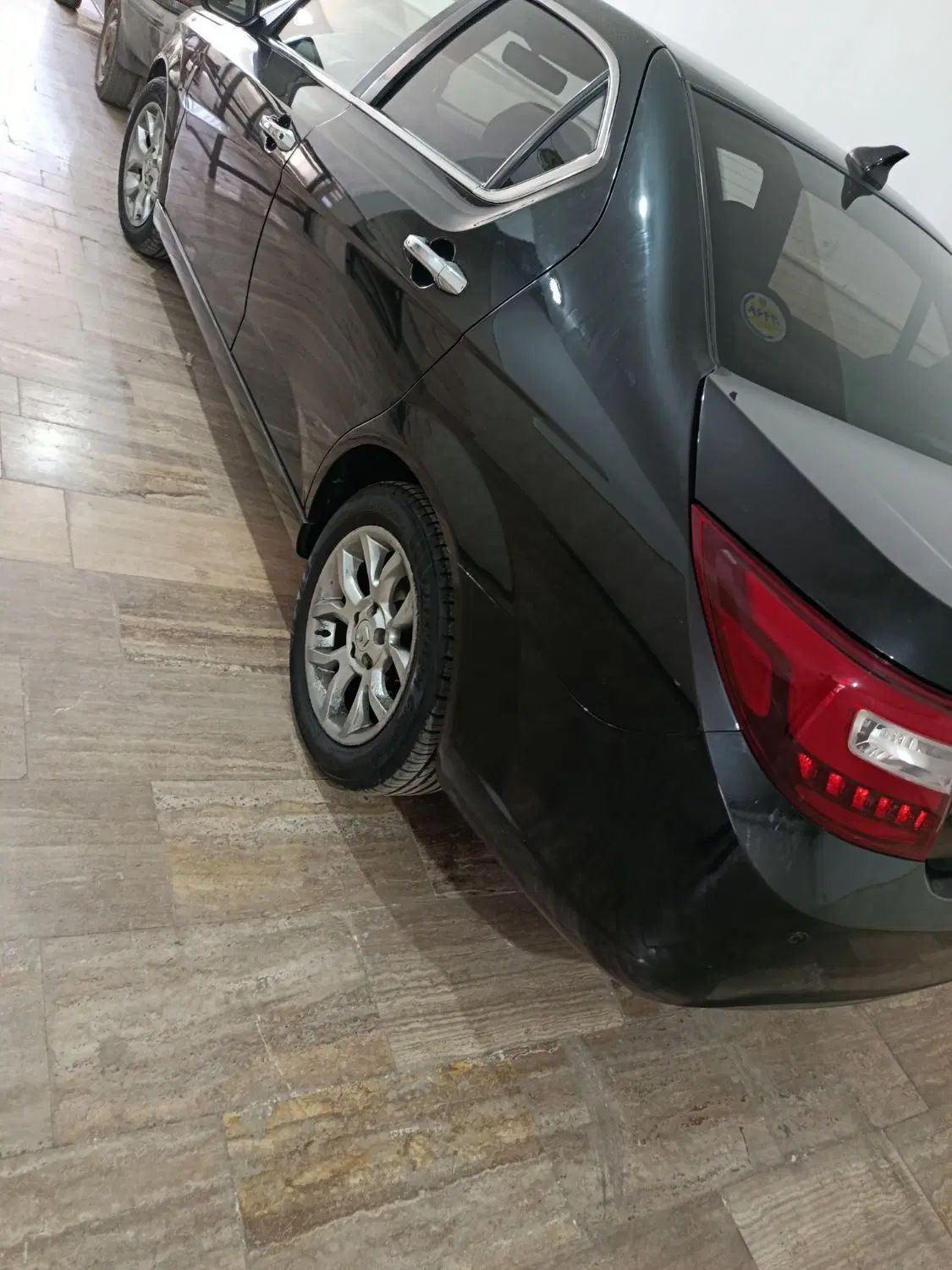 دنا پلاس توربو اتوماتیک - 1401