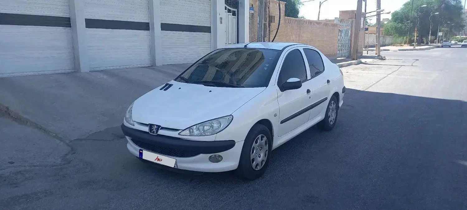 پژو ۲۰۶ صندوق دار v8 - 1396