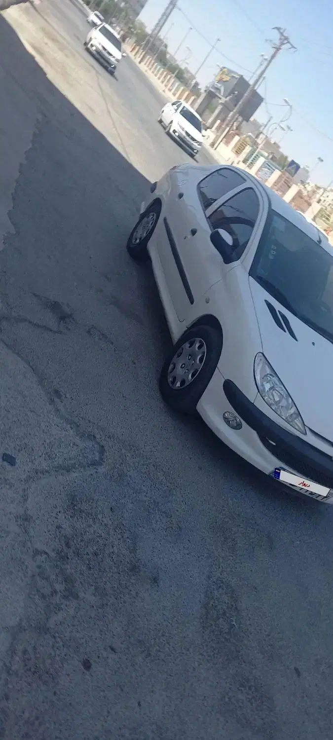 پژو ۲۰۶ صندوق دار v8 - 1396