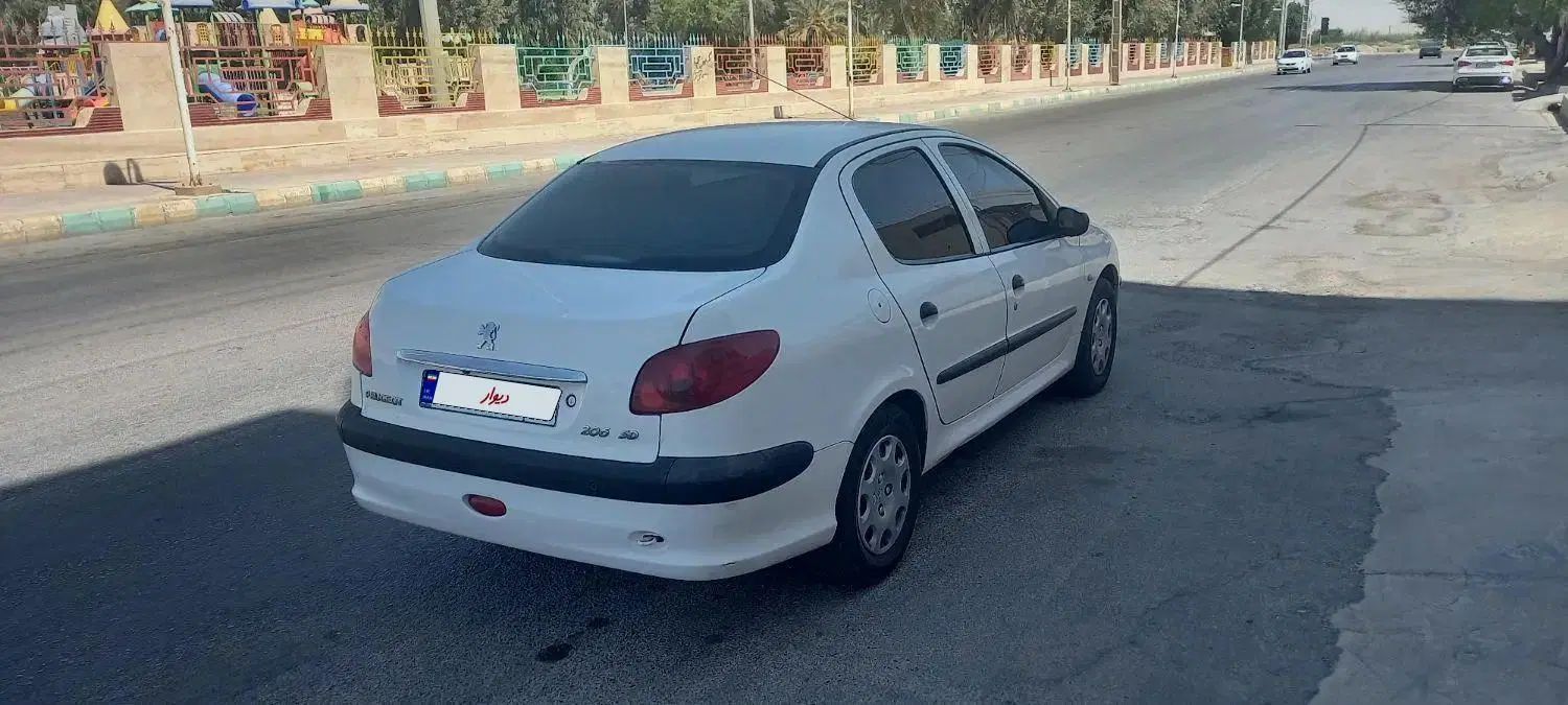 پژو ۲۰۶ صندوق دار v8 - 1396