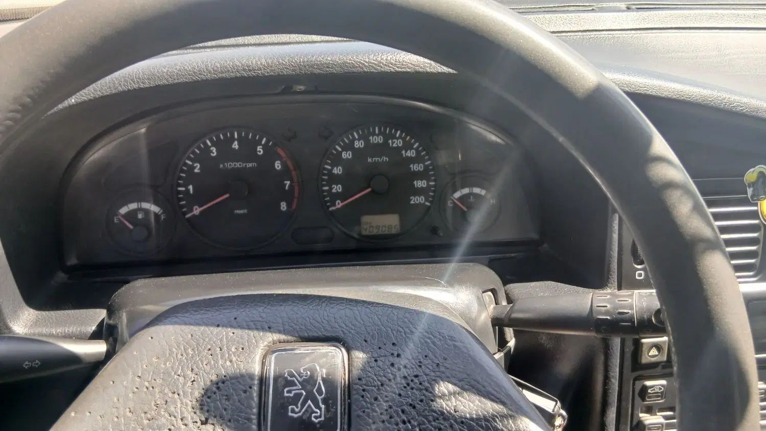 پژو 405 GLX - 1381