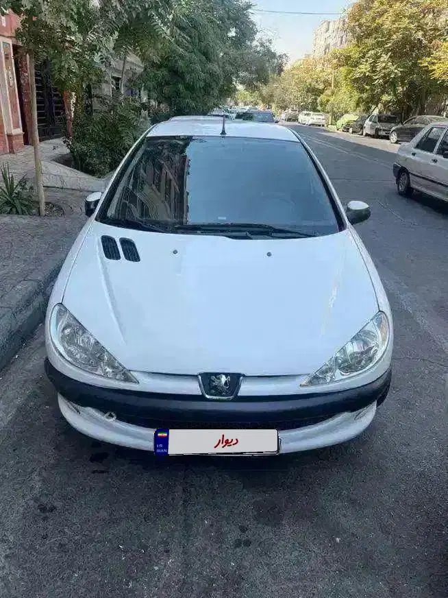 پژو ۲۰۶ صندوق دار v8 - 1397