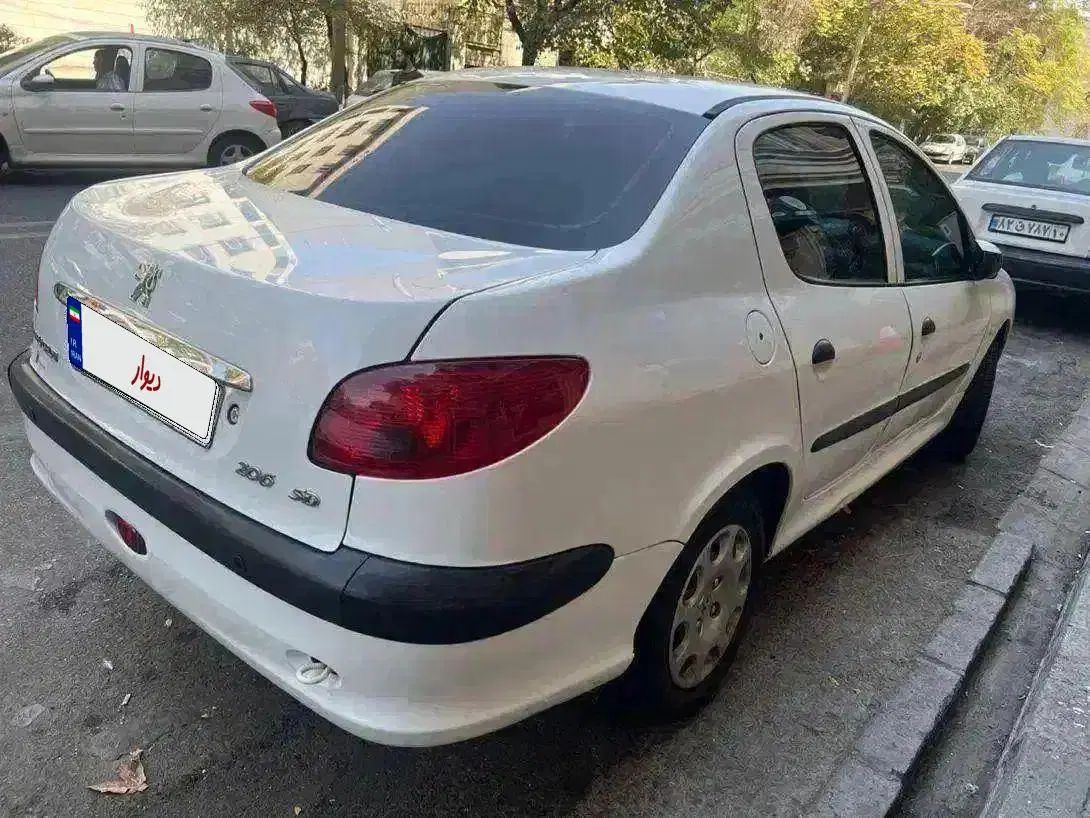 پژو ۲۰۶ صندوق دار v8 - 1397