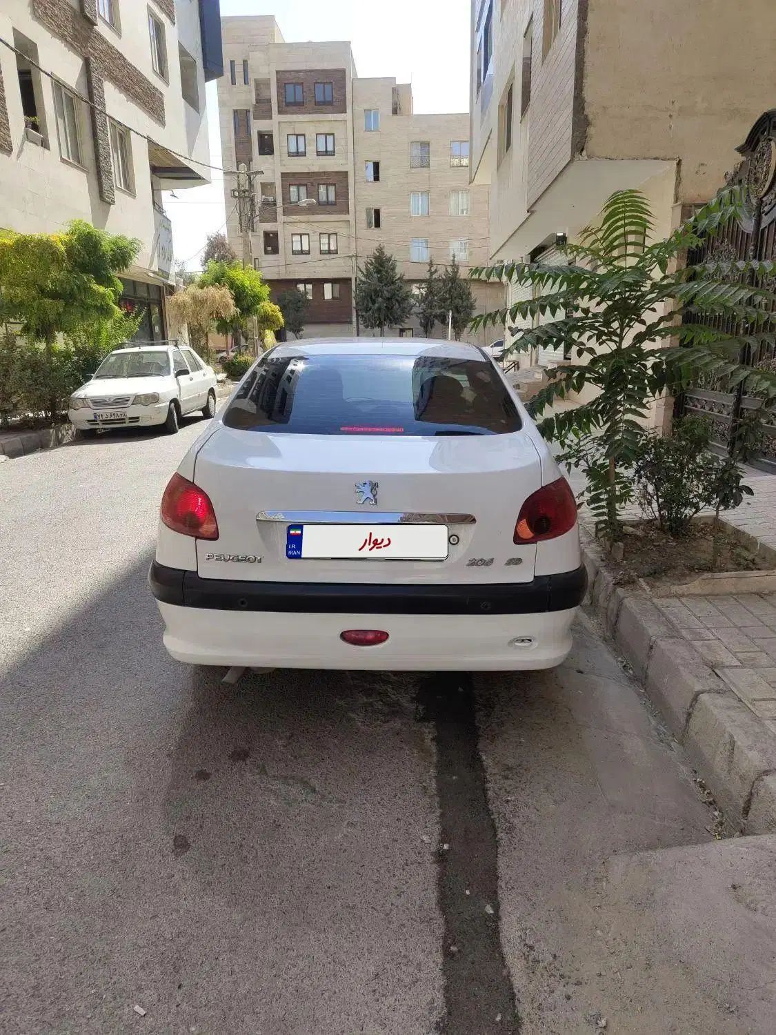 پژو 206 تیپ 5 - 1395