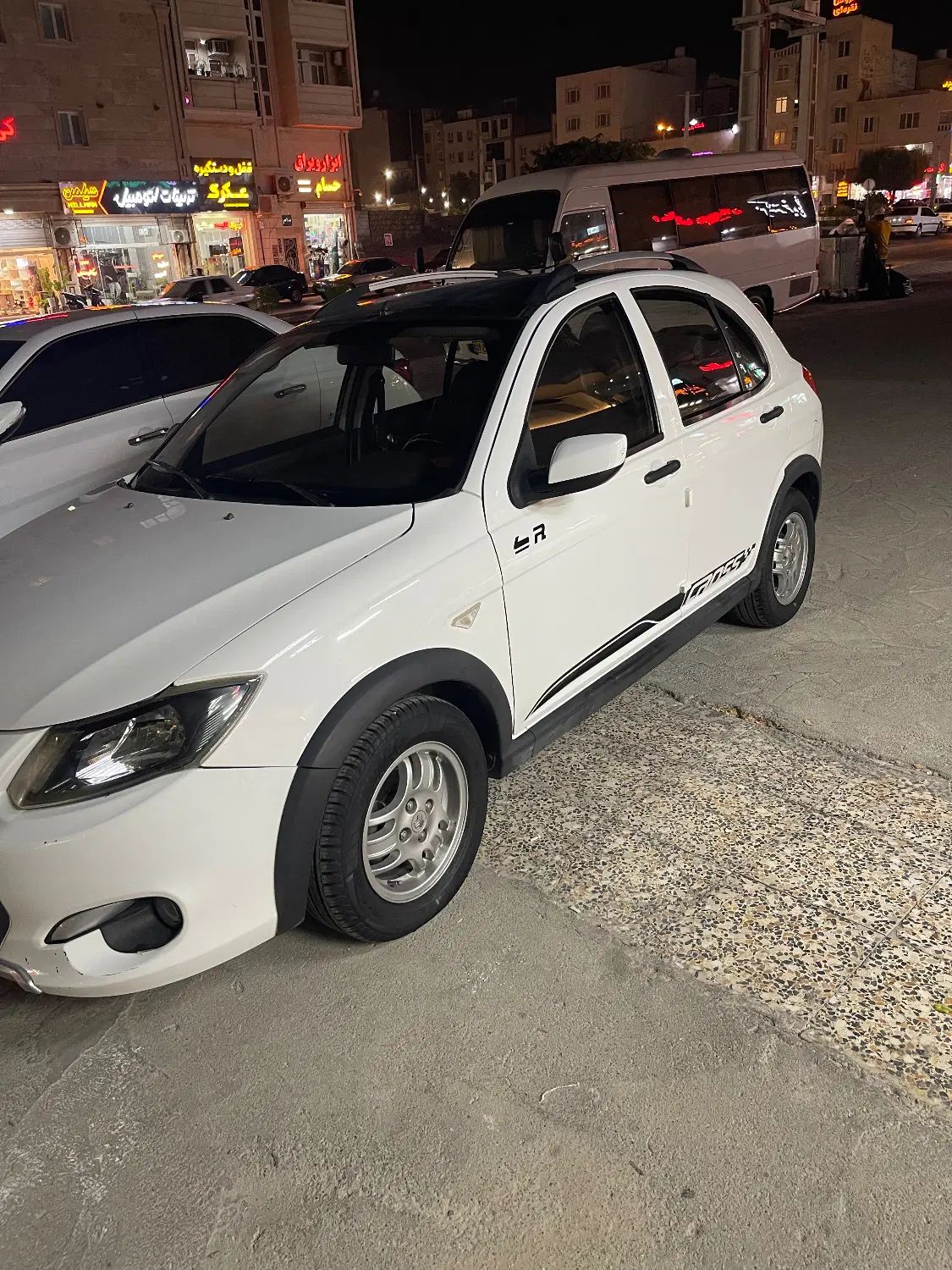 خودرو کوییک، R آگهی ann_20486602
