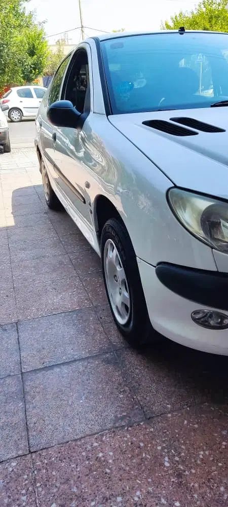 پژو ۲۰۶ صندوق دار v8 - 1390