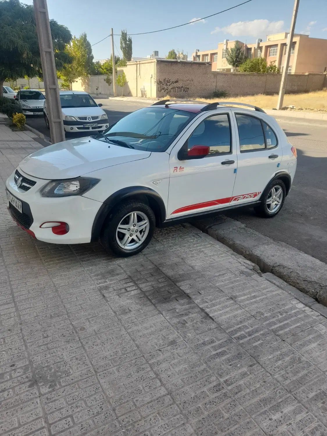 خودرو کوییک، R آگهی ann_20487522
