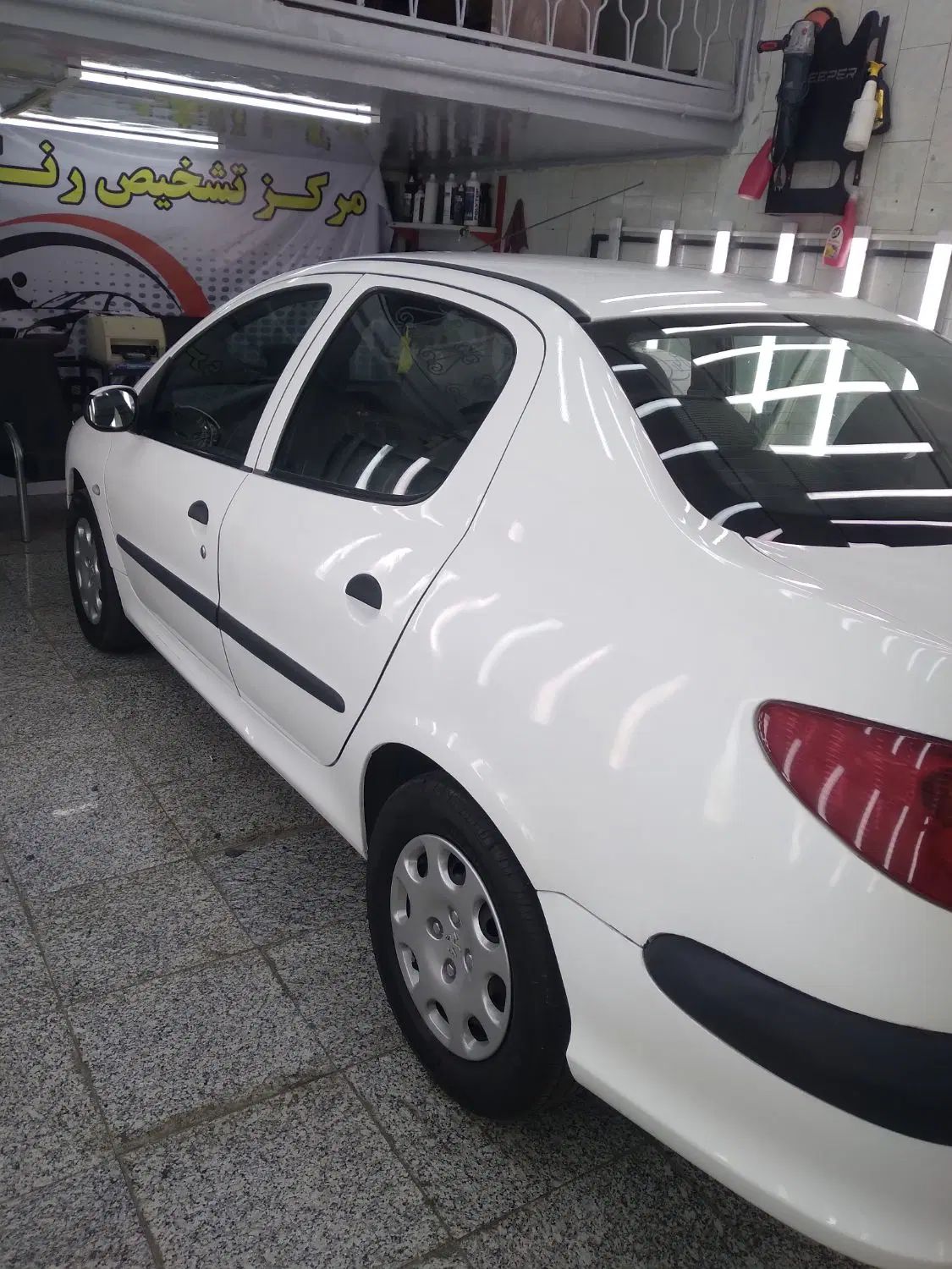 پژو ۲۰۶ صندوق دار v8 - 1394