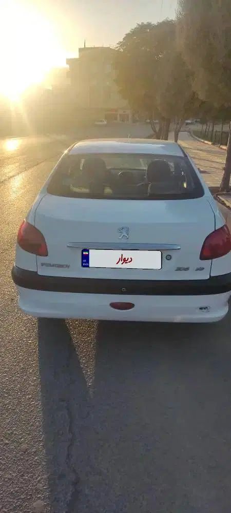 پژو ۲۰۶ صندوق دار v8 - 1397