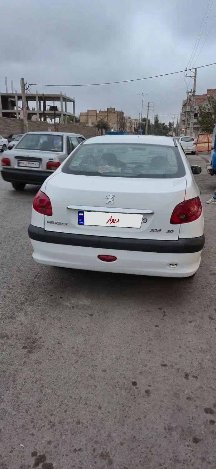 پژو ۲۰۶ صندوق دار v8 - 1399