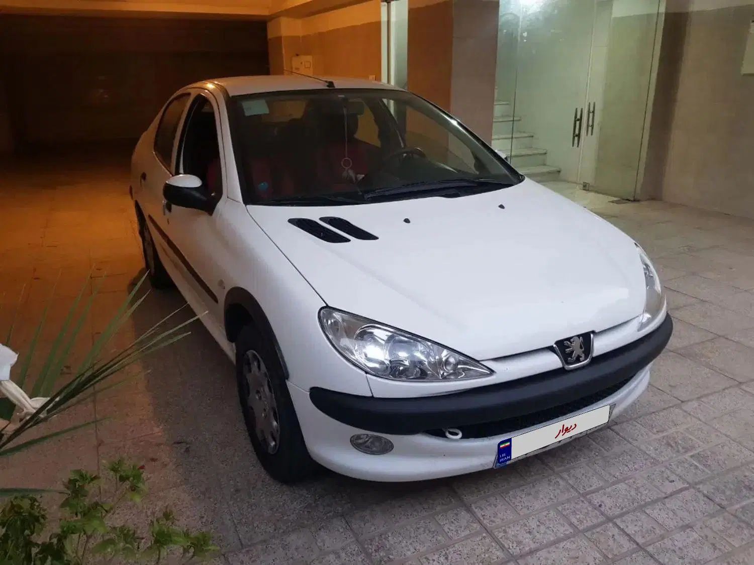 پژو ۲۰۶ صندوق دار v8 - 1396