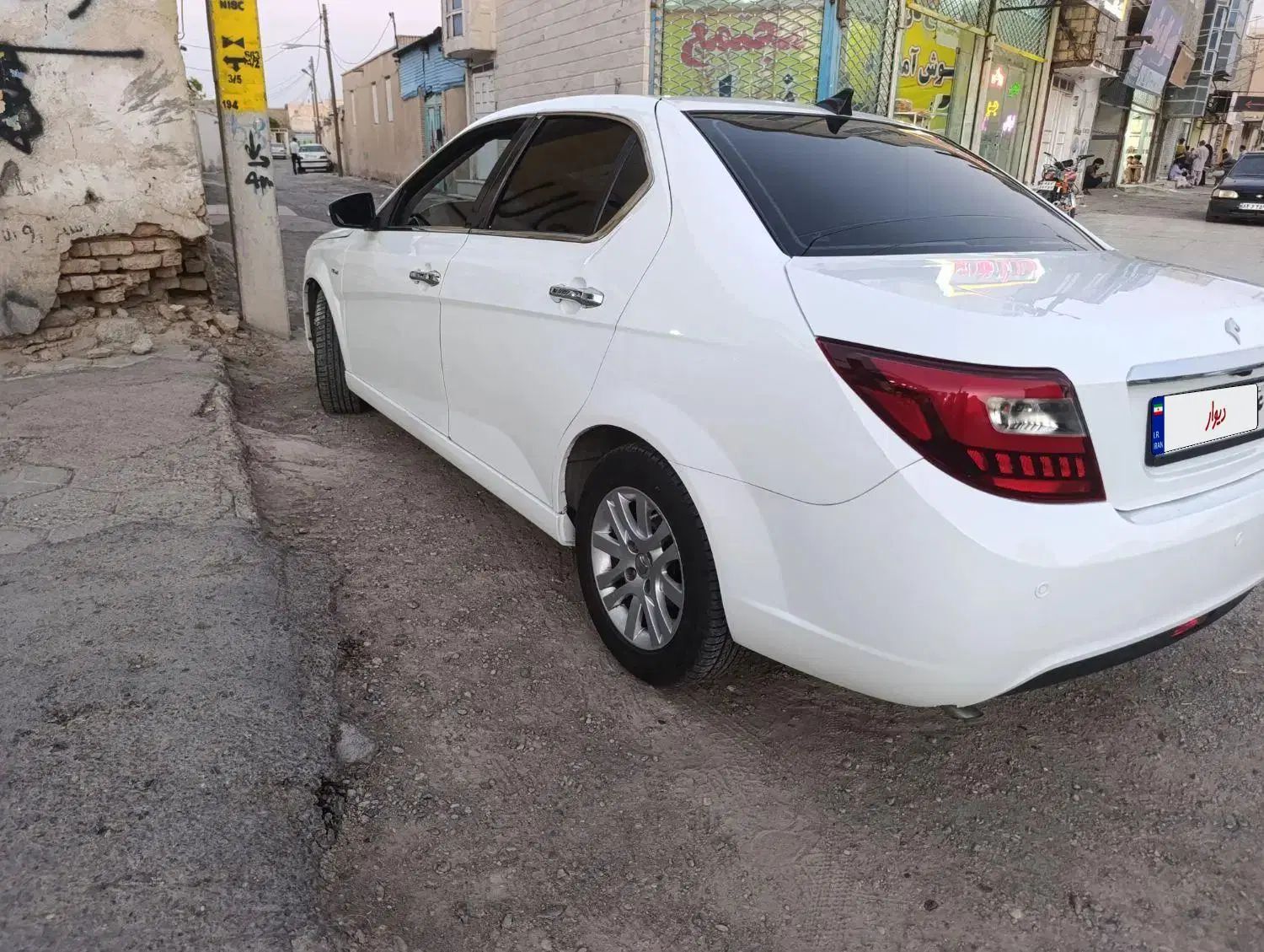 دنا پلاس ۵ دنده EF7 - 1398
