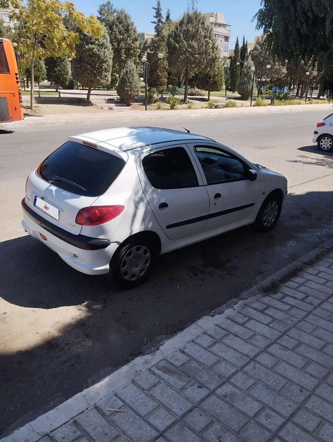پژو 206 تیپ 5 - 1391