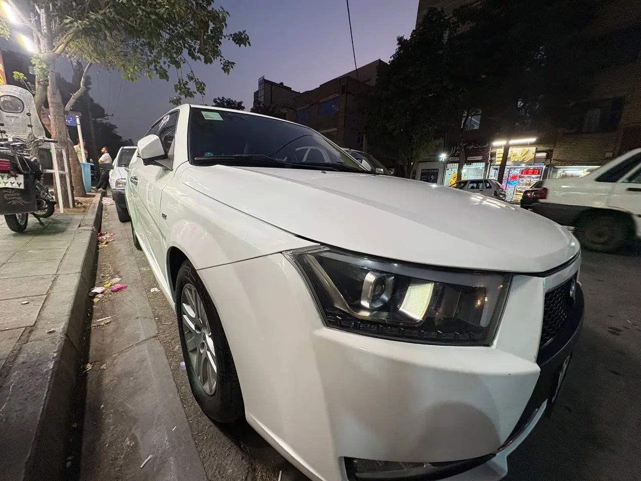دنا پلاس تیپ ۲ سانروف ۴ ایربگ - 1399