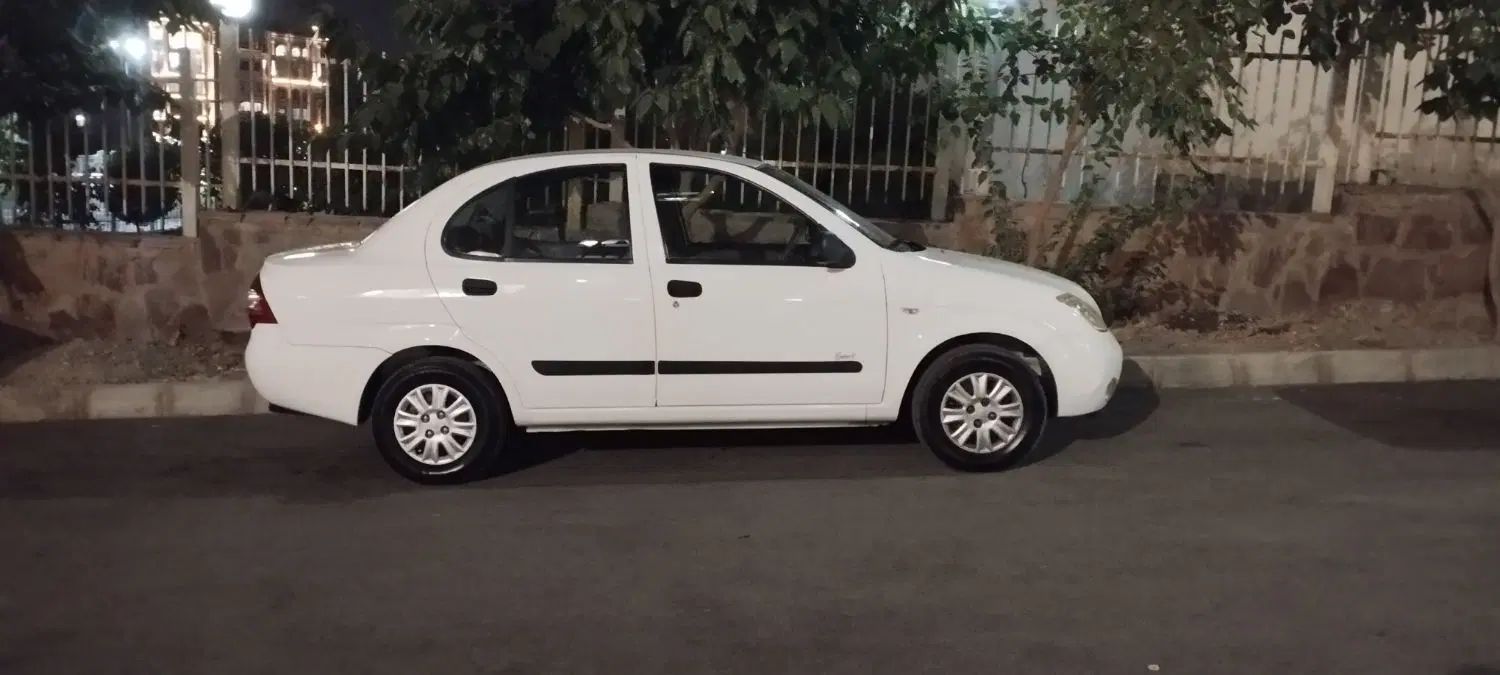 تیبا صندوق دار SX - 1393