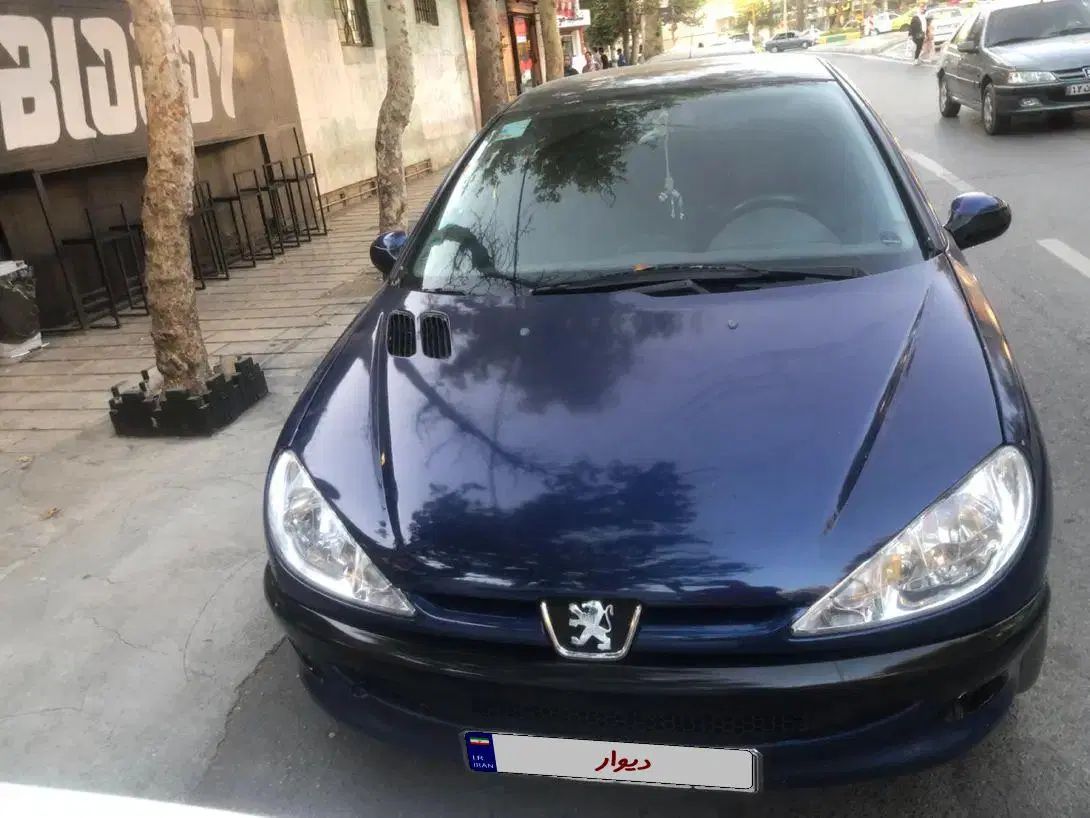 پژو ۲۰۶ صندوق دار v8 - 1389