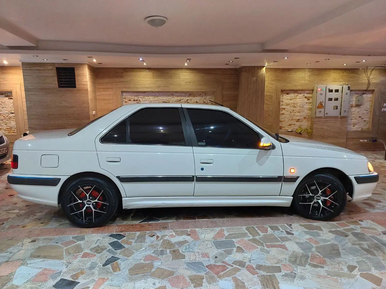 پژو پارس سال - 1393