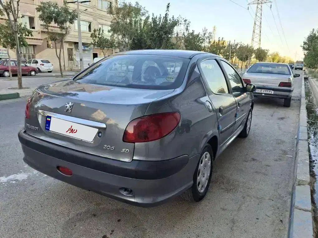 خودرو پژو، ۲۰۶ صندوق دار آگهی ann_20489732
