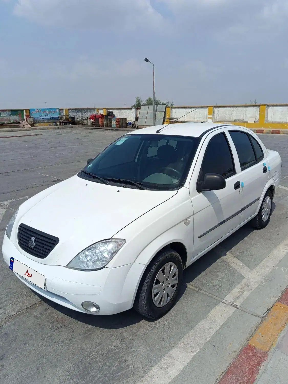 تیبا صندوق دار SX - 1400