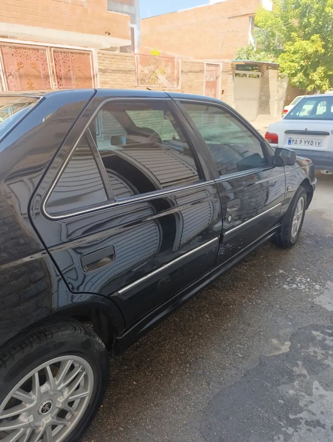 خودرو پژو، پارس آگهی ann_20489850