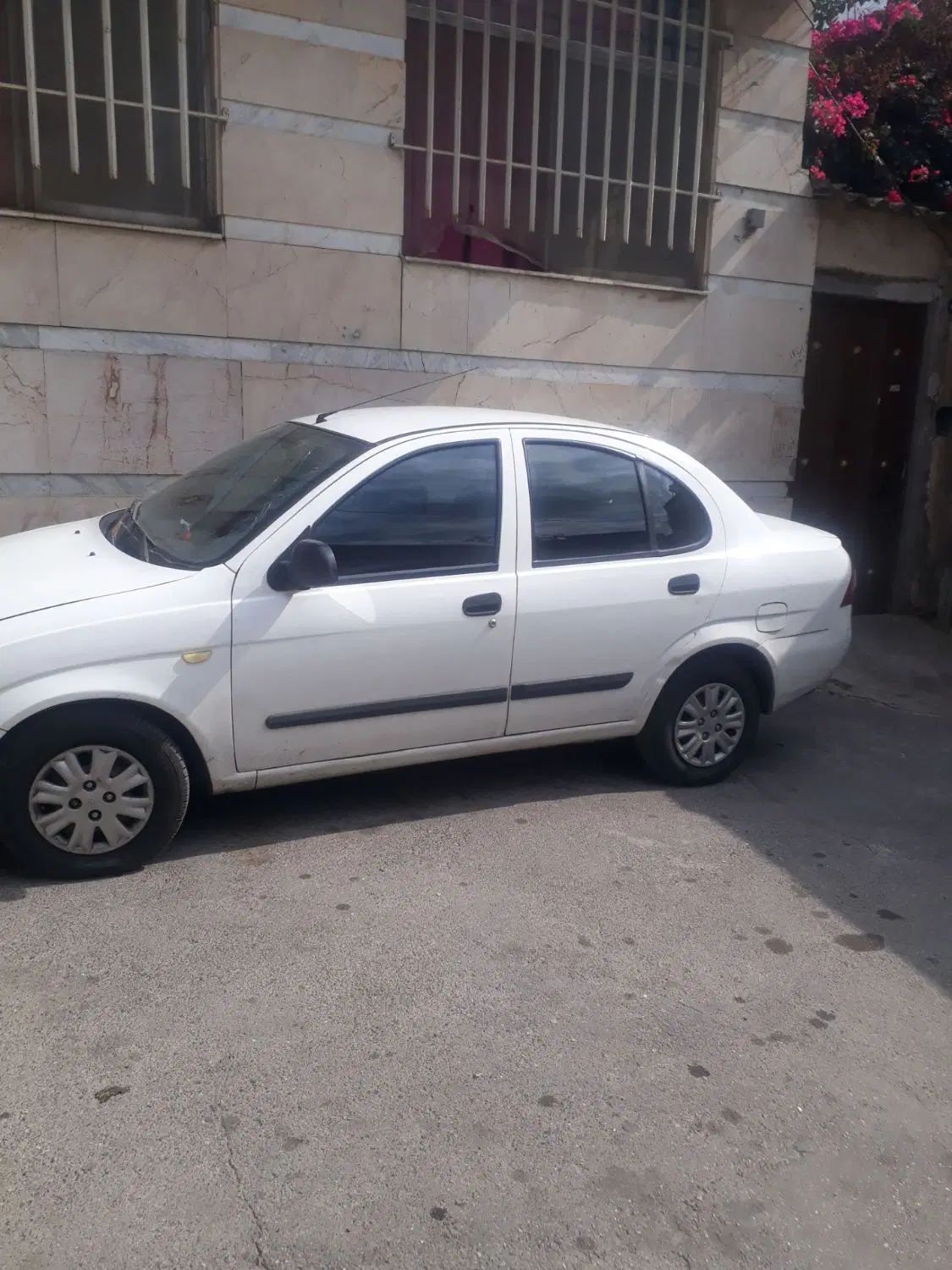 تیبا صندوق دار SX - 1393