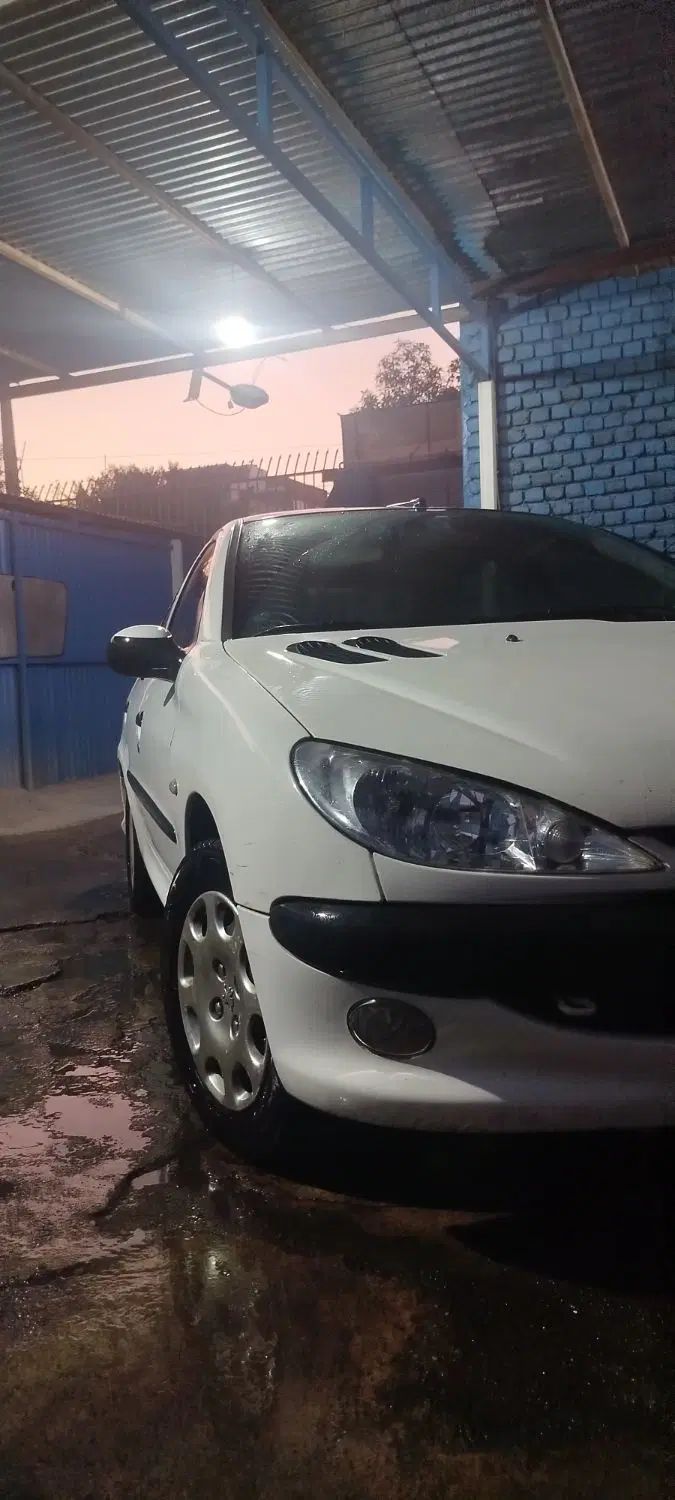 پژو ۲۰۶ صندوق دار v8 - 1394