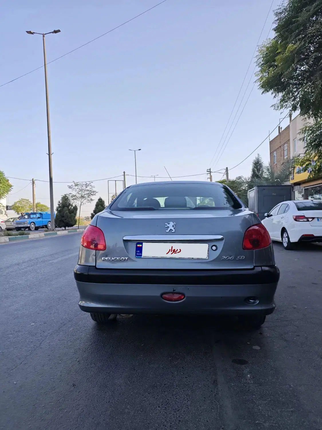 پژو ۲۰۶ صندوق دار v8 - 1386