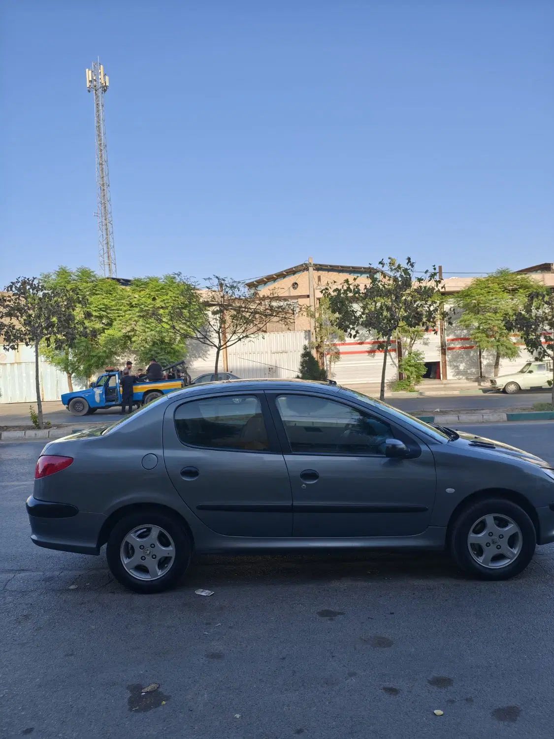 پژو ۲۰۶ صندوق دار v8 - 1386