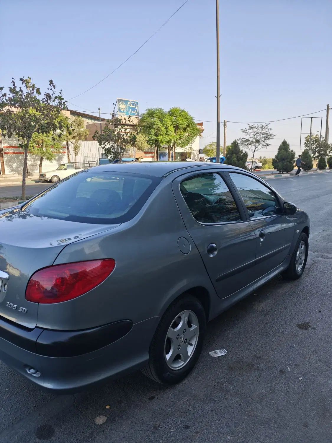 پژو ۲۰۶ صندوق دار v8 - 1386