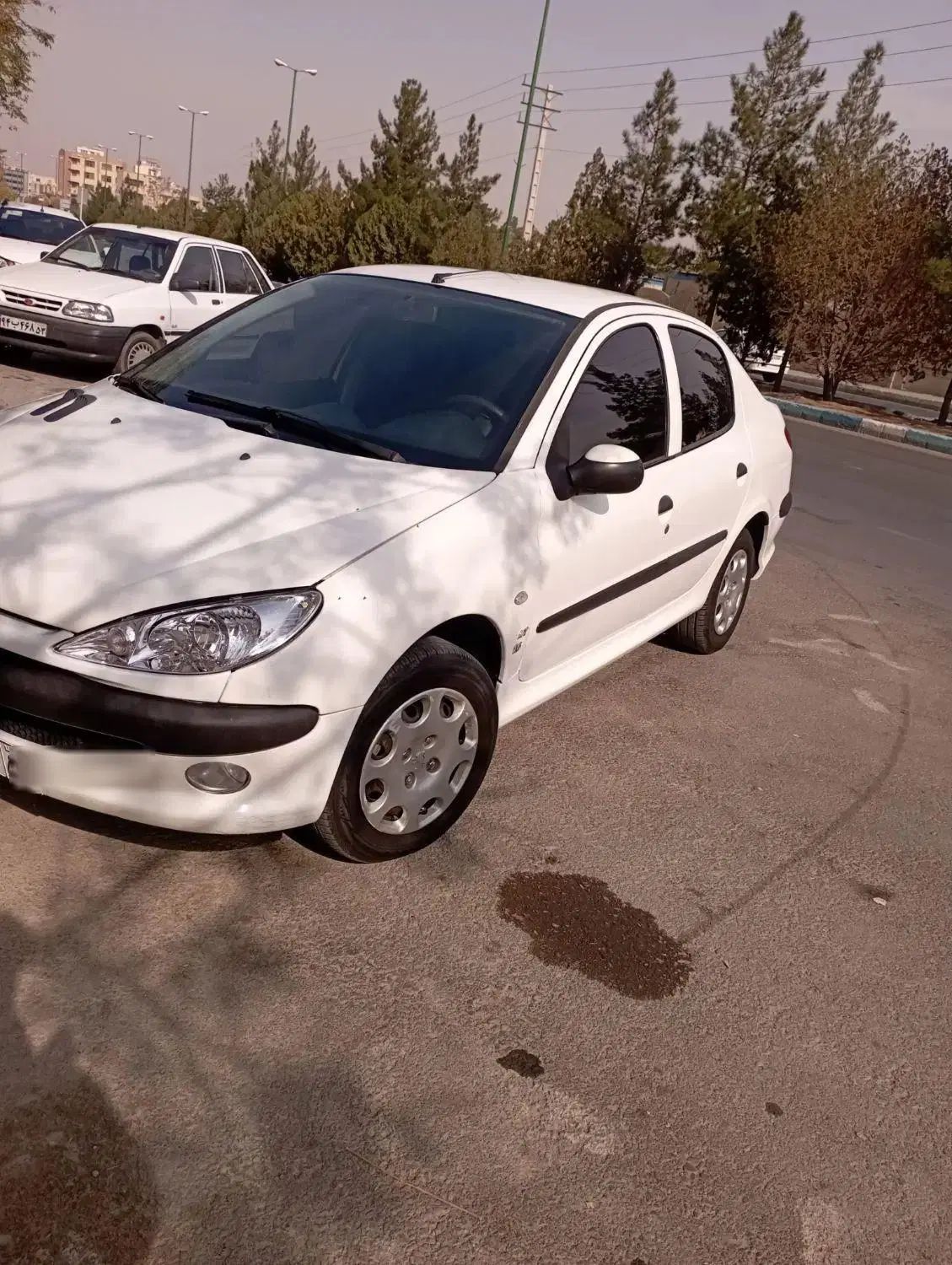 پژو ۲۰۶ صندوق دار v8 - 1392
