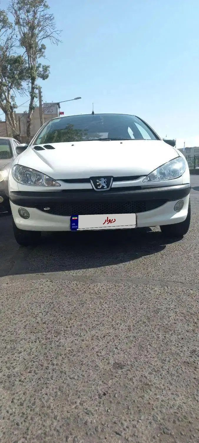 پژو ۲۰۶ صندوق دار v8 - 1394
