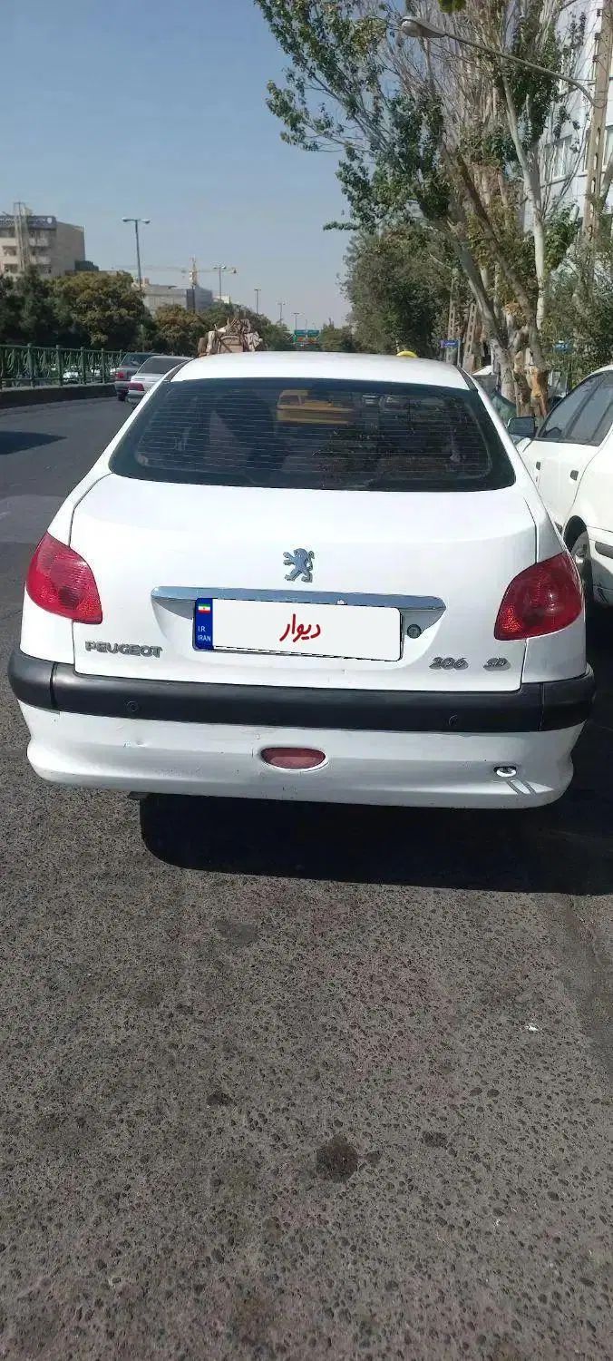 پژو ۲۰۶ صندوق دار v8 - 1394