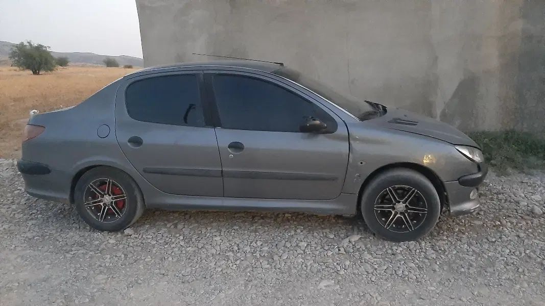 پژو ۲۰۶ صندوق دار v20 - 1388