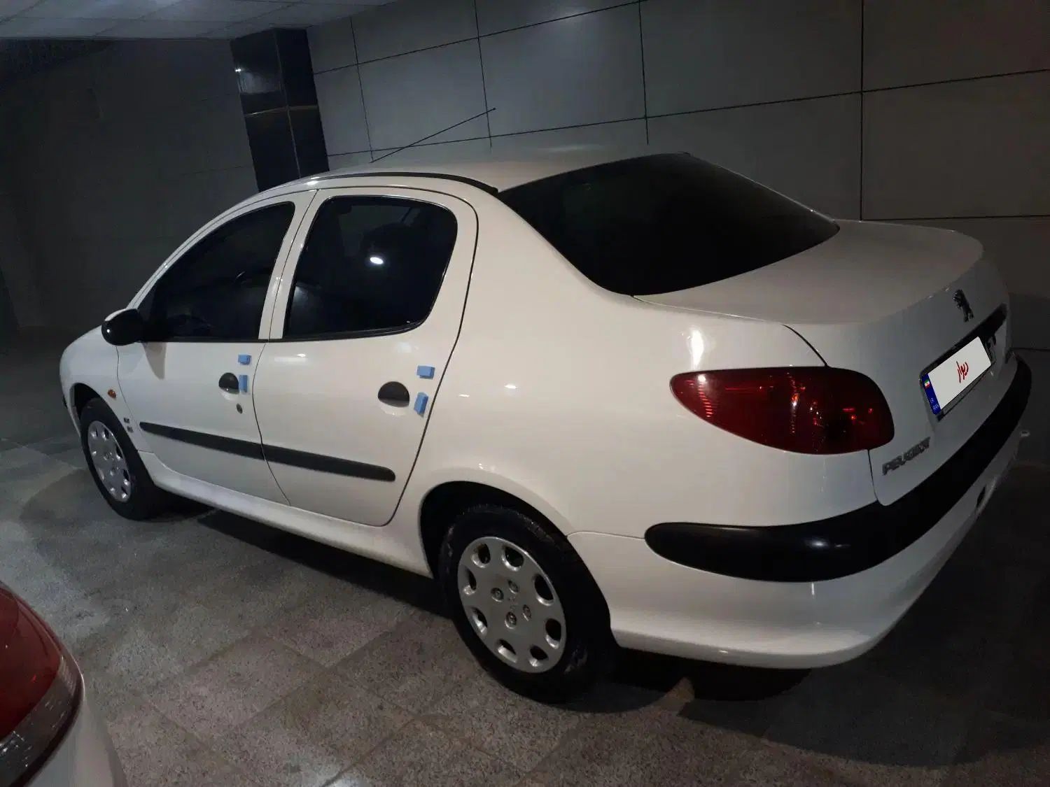 پژو ۲۰۶ صندوق دار v8 - 1400