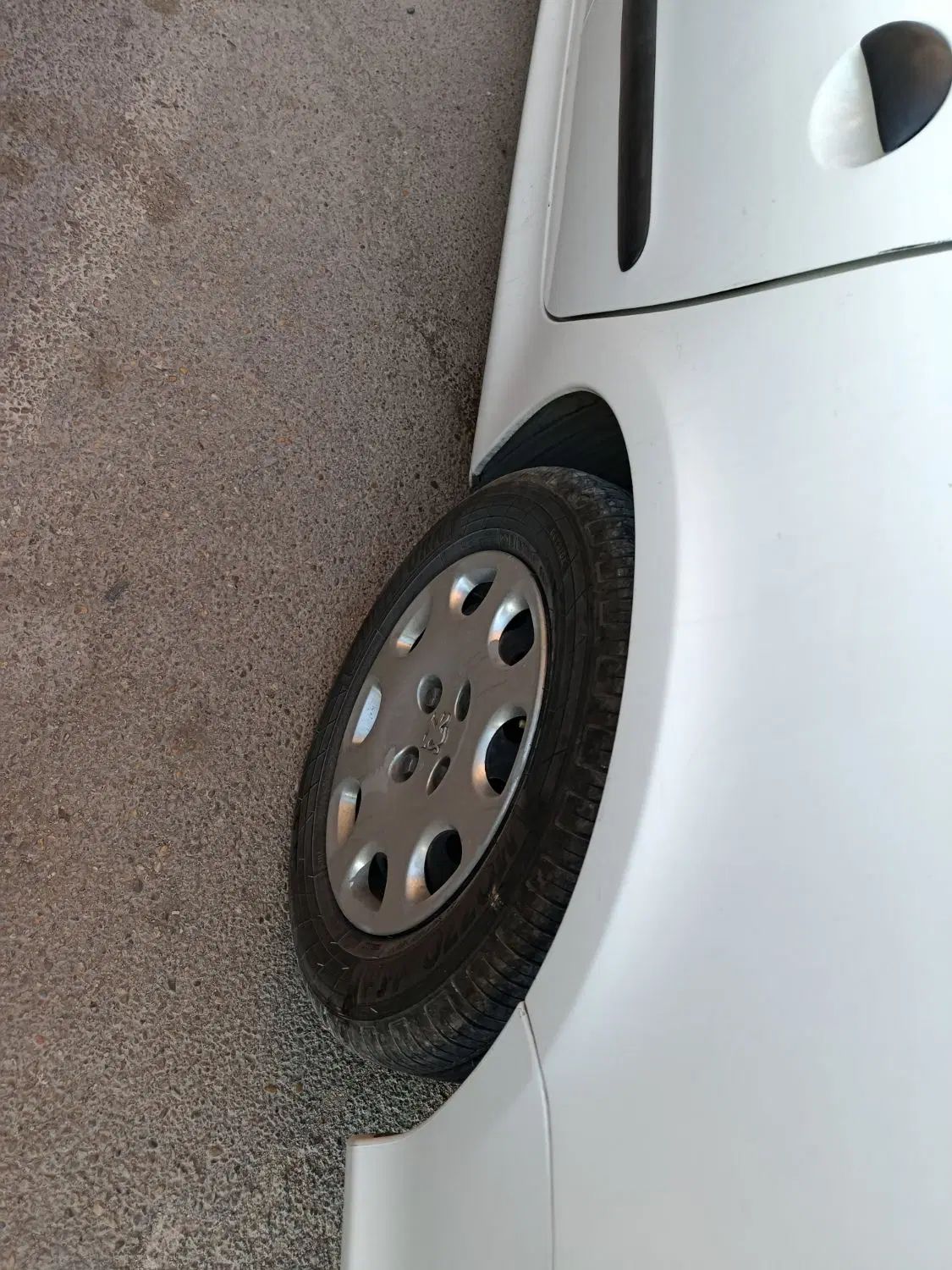 پژو ۲۰۶ صندوق دار v8 - 1399
